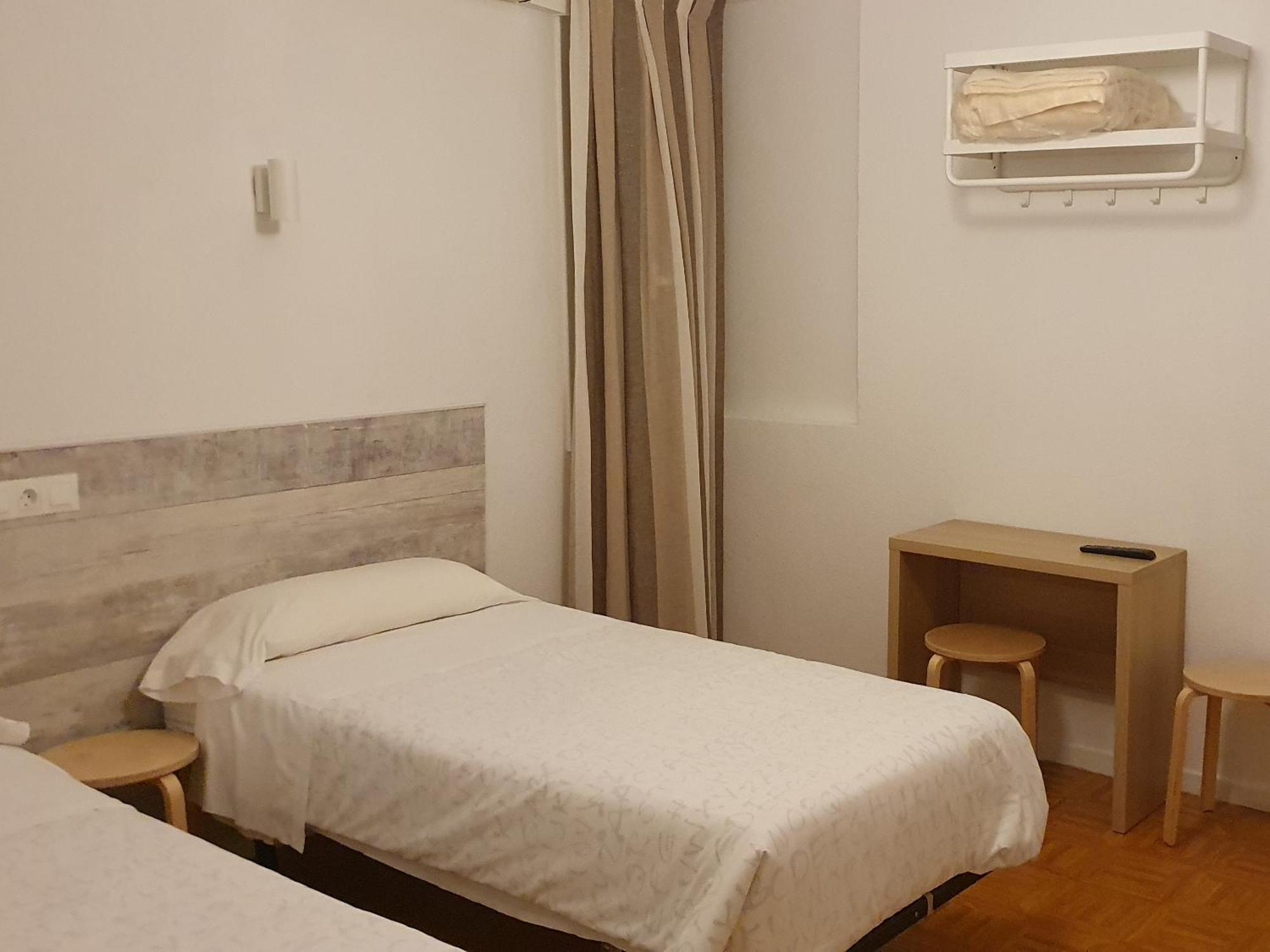 Hostal Ginebra -Madrid Centro Gran Via Sol- المظهر الخارجي الصورة